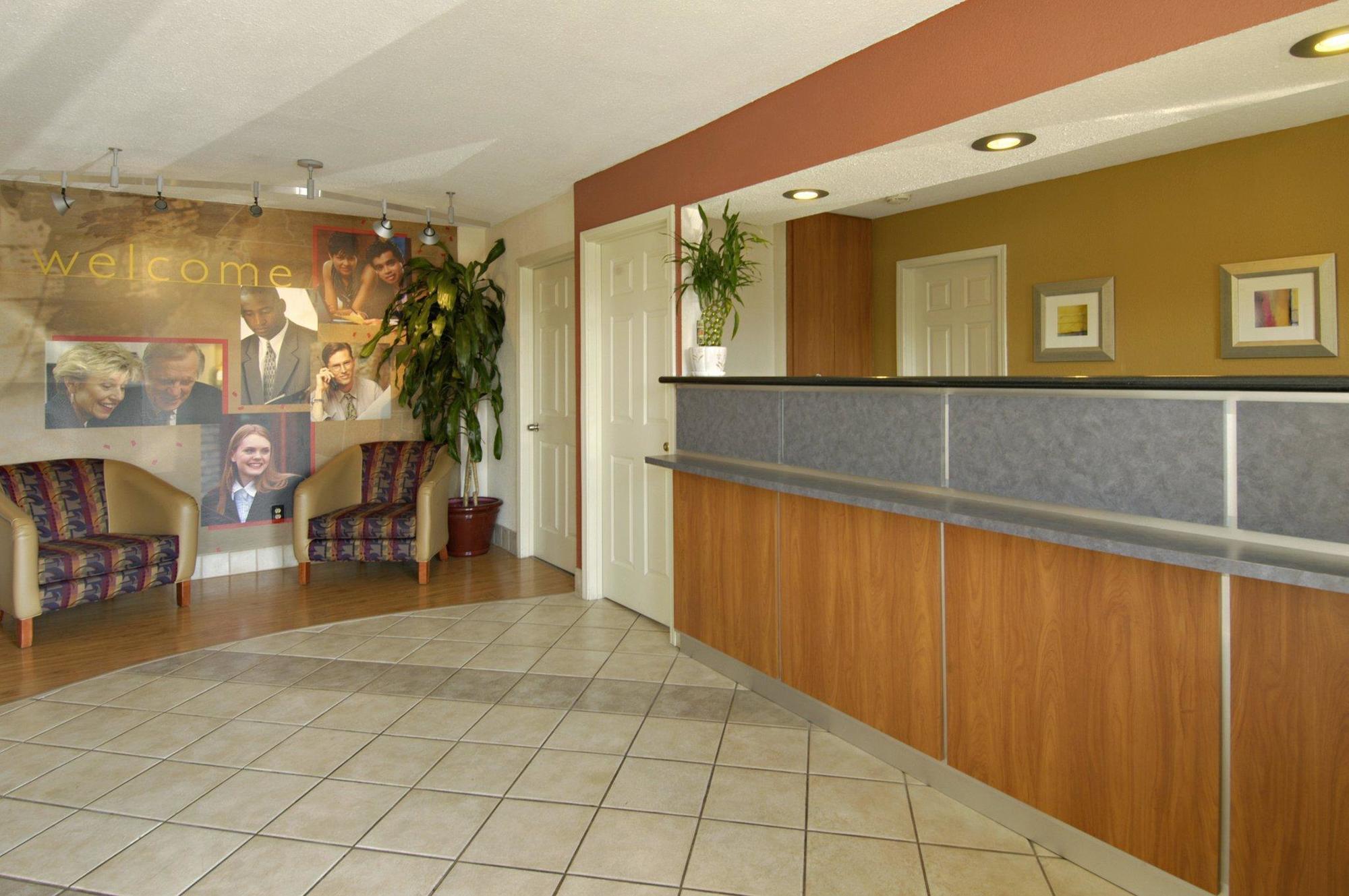 Red Roof Inn Stockton Exterior foto